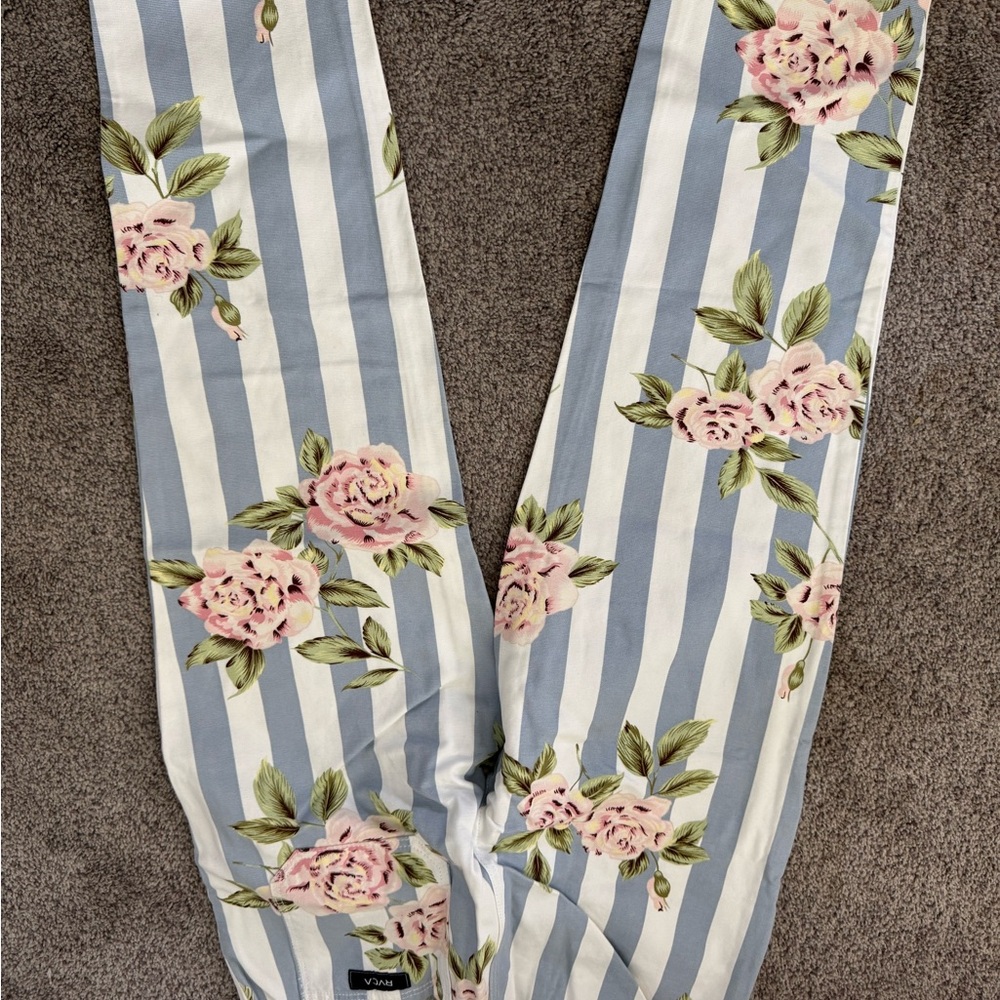 RVCA cotton twill floral pant - Picture 4 of 4